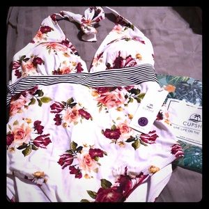 Brand new Cupshe floral one piece